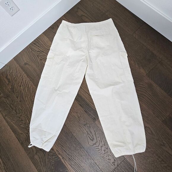 Good American Parachute Cargo Poplin Wide Jogger High Rise Pants in Cloud White - Picture 9 of 14